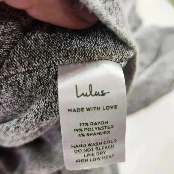 Lulu's Rayon Blend Pullover Scoop Neck Sweater Women's M - Picture 8 of 9